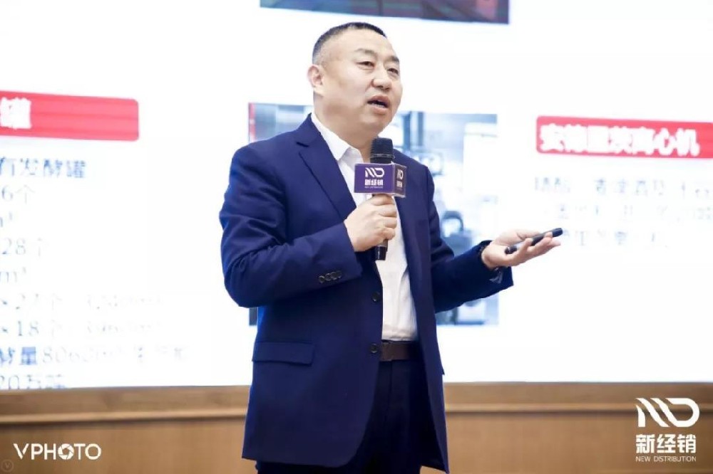周志宏先生在关于海内精酿啤酒生长的演讲